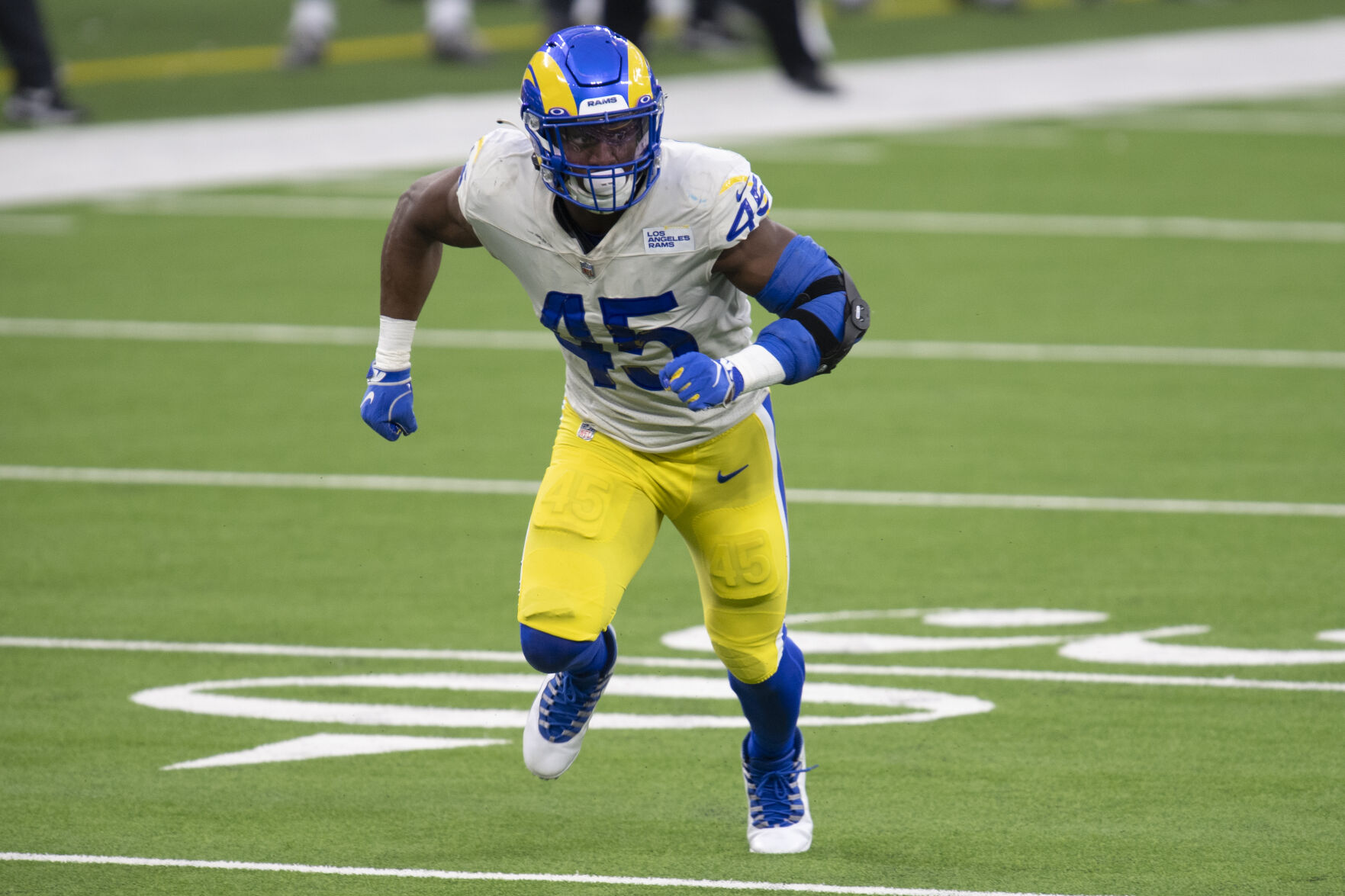 Los Angeles Rams LB Ogbonnia Okoronkwo (OU)